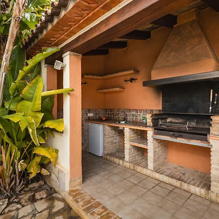 Sara By Abahana Вилла